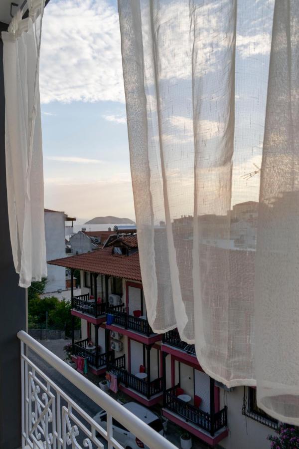 Apartment Family Néos Marmarás