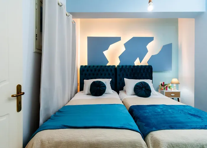 Family Inn Apartments&Suites